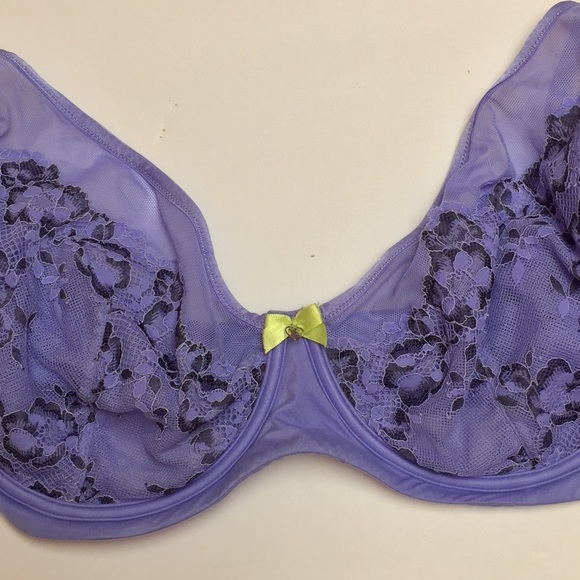 Victoria Secret Underlined Demi 38DDD 
Lavender - Picture 7 of 8